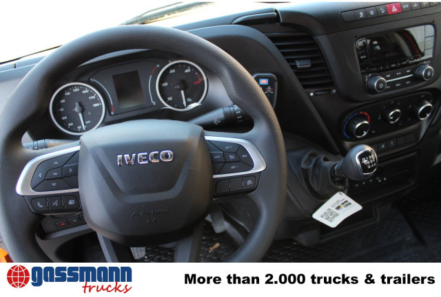 Iveco Daily 70C18H 4x2 mit Kran HMF 340-K3, Funk - Kippiauto kuorma-auto, Nosturiauto: kuva Iveco Daily 70C18H 4x2 mit Kran HMF 340-K3, Funk - Kippiauto kuorma-auto, Nosturiauto Iveco Daily 70C18H 4x2 mit Kran HMF 340-K3, Funk - Kippiauto kuorma-auto, Nosturiauto: kuva Iveco Daily 70C18H 4x2 mit Kran HMF 340-K3, Funk - Kippiauto kuorma-auto, Nosturiauto