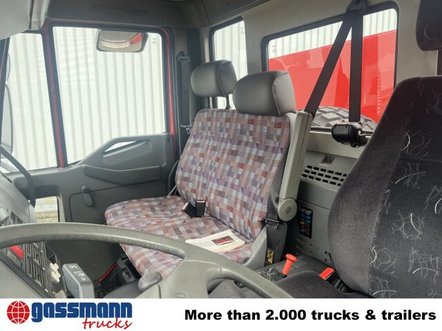Iveco FF 95 E 18 4x4, Feuerwehr - Ambulanssi: kuva Iveco FF 95 E 18 4x4, Feuerwehr - Ambulanssi Iveco FF 95 E 18 4x4, Feuerwehr - Ambulanssi: kuva Iveco FF 95 E 18 4x4, Feuerwehr - Ambulanssi
