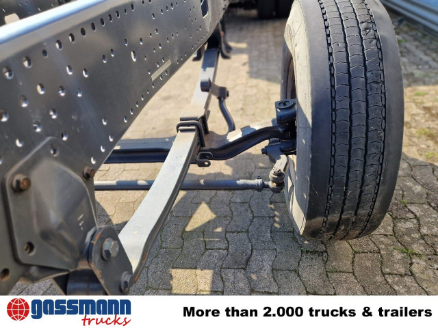 Iveco Trakker AD260T45 6x4, BRANDSCHADEN FAHRERHAUS! - Kuorma-auto alusta: kuva Iveco Trakker AD260T45 6x4, BRANDSCHADEN FAHRERHAUS! - Kuorma-auto alusta Iveco Trakker AD260T45 6x4, BRANDSCHADEN FAHRERHAUS! - Kuorma-auto alusta: kuva Iveco Trakker AD260T45 6x4, BRANDSCHADEN FAHRERHAUS! - Kuorma-auto alusta