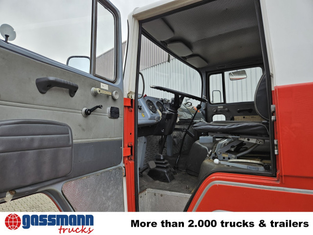 LF 16, F Magirus 170 D 11FA, 4x4 - Ambulanssi: kuva LF 16, F Magirus 170 D 11FA, 4x4 - Ambulanssi LF 16, F Magirus 170 D 11FA, 4x4 - Ambulanssi: kuva LF 16, F Magirus 170 D 11FA, 4x4 - Ambulanssi