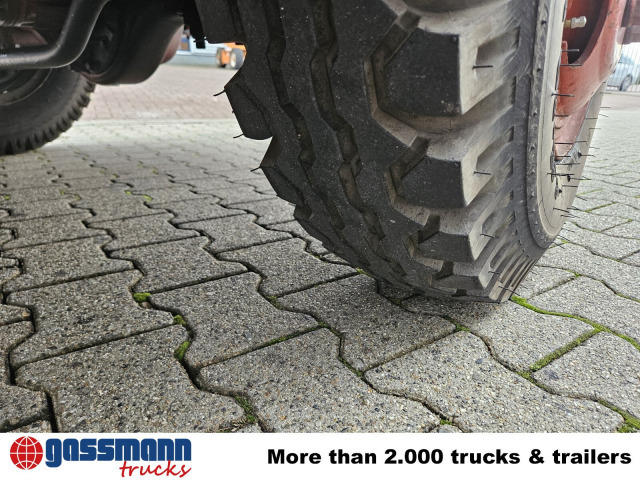 LF 16, F Magirus 170 D 11FA, 4x4 - Ambulanssi: kuva LF 16, F Magirus 170 D 11FA, 4x4 - Ambulanssi LF 16, F Magirus 170 D 11FA, 4x4 - Ambulanssi: kuva LF 16, F Magirus 170 D 11FA, 4x4 - Ambulanssi