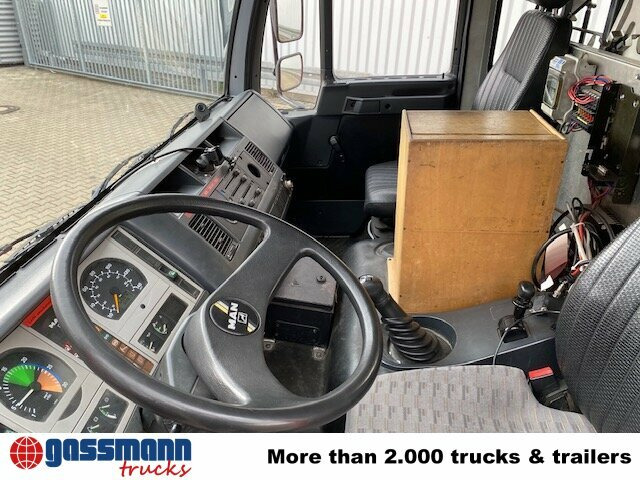 MAN 10.224 LC 4x2 BB Doka, TLF16/12, 6-Zylinder - Paloauto: kuva MAN 10.224 LC 4x2 BB Doka, TLF16/12, 6-Zylinder - Paloauto MAN 10.224 LC 4x2 BB Doka, TLF16/12, 6-Zylinder - Paloauto: kuva MAN 10.224 LC 4x2 BB Doka, TLF16/12, 6-Zylinder - Paloauto