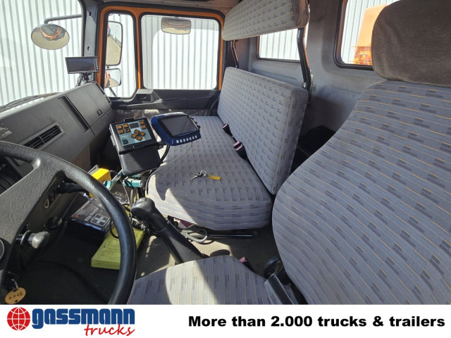 MAN F10 26.272 6x6, F90 - Kuorma-auto alusta: kuva MAN F10 26.272 6x6, F90 - Kuorma-auto alusta MAN F10 26.272 6x6, F90 - Kuorma-auto alusta: kuva MAN F10 26.272 6x6, F90 - Kuorma-auto alusta