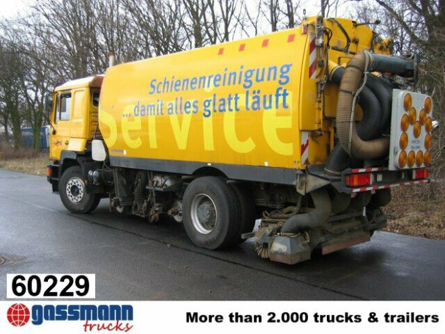 MAN T31 19.314 4x2 - Lakaisuauto: kuva MAN T31 19.314 4x2 - Lakaisuauto MAN T31 19.314 4x2 - Lakaisuauto: kuva MAN T31 19.314 4x2 - Lakaisuauto