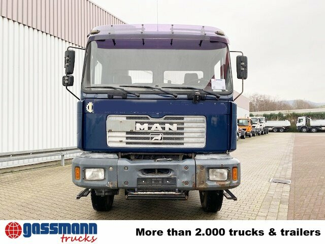 MAN T40 26.364/414 6x4, 6-Zylinder - Kuorma-auto alusta: kuva MAN T40 26.364/414 6x4, 6-Zylinder - Kuorma-auto alusta MAN T40 26.364/414 6x4, 6-Zylinder - Kuorma-auto alusta: kuva MAN T40 26.364/414 6x4, 6-Zylinder - Kuorma-auto alusta