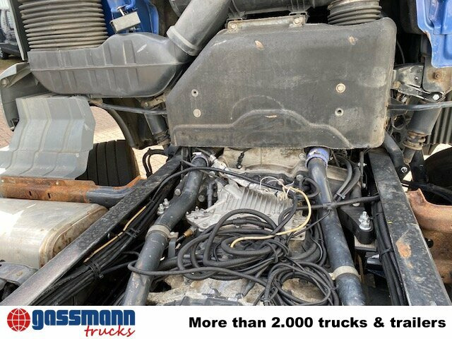 Kuorma-auto alusta MAN TGA 35.480 8x4-4 BL, Lift-/Lenkachse: kuva Kuorma-auto alusta MAN TGA 35.480 8x4-4 BL, Lift-/Lenkachse