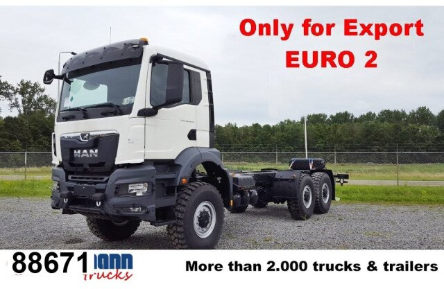 MAN TGS 33.440 6x6 BB CH, Euro2, Einzelbereifung - Kuorma-auto alusta: kuva MAN TGS 33.440 6x6 BB CH, Euro2, Einzelbereifung - Kuorma-auto alusta MAN TGS 33.440 6x6 BB CH, Euro2, Einzelbereifung - Kuorma-auto alusta: kuva MAN TGS 33.440 6x6 BB CH, Euro2, Einzelbereifung - Kuorma-auto alusta