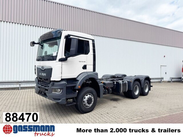 MAN TGS 33.480 6x6 BB CH, Hohe Bauart, Nebenantrieb - Kuorma-auto alusta: kuva MAN TGS 33.480 6x6 BB CH, Hohe Bauart, Nebenantrieb - Kuorma-auto alusta MAN TGS 33.480 6x6 BB CH, Hohe Bauart, Nebenantrieb - Kuorma-auto alusta: kuva MAN TGS 33.480 6x6 BB CH, Hohe Bauart, Nebenantrieb - Kuorma-auto alusta