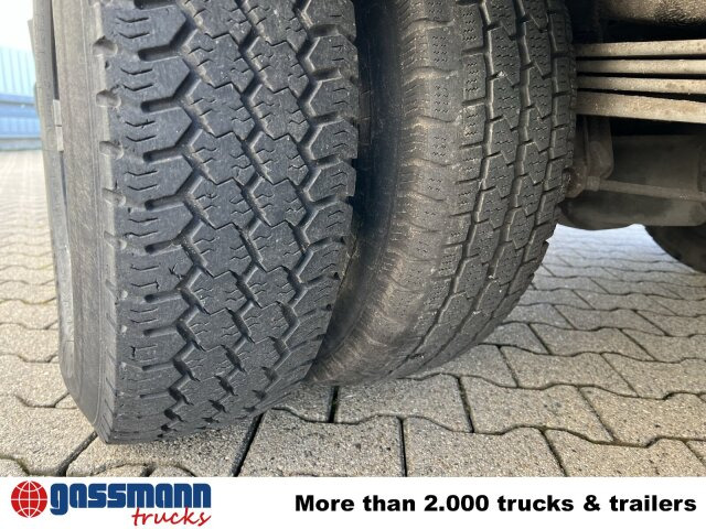 Mercedes-Benz 711 D-KA 4x2, Standklima, 11-Sitze, 2 x on stock - Minibussi, Pikkubussi: kuva Mercedes-Benz 711 D-KA 4x2, Standklima, 11-Sitze, 2 x on stock - Minibussi, Pikkubussi Mercedes-Benz 711 D-KA 4x2, Standklima, 11-Sitze, 2 x on stock - Minibussi, Pikkubussi: kuva Mercedes-Benz 711 D-KA 4x2, Standklima, 11-Sitze, 2 x on stock - Minibussi, Pikkubussi