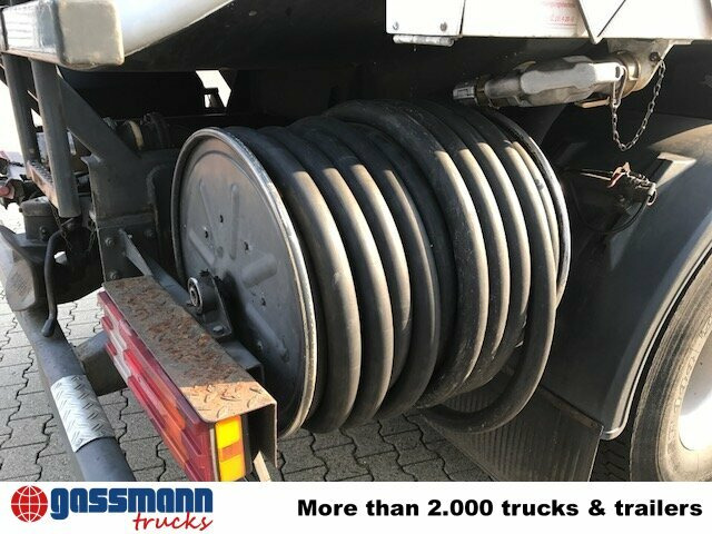 Mercedes-Benz Actros 1841 L 4x2, Esterer Tankaufbau ca. - Säiliöauto: kuva Mercedes-Benz Actros 1841 L 4x2, Esterer Tankaufbau ca. - Säiliöauto Mercedes-Benz Actros 1841 L 4x2, Esterer Tankaufbau ca. - Säiliöauto: kuva Mercedes-Benz Actros 1841 L 4x2, Esterer Tankaufbau ca. - Säiliöauto