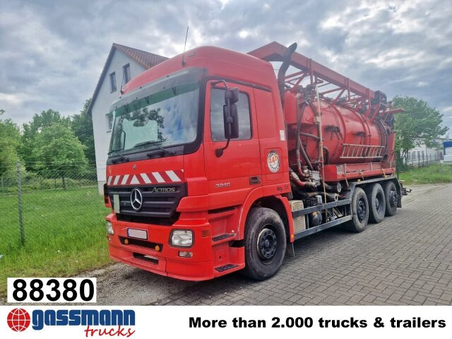 Mercedes-Benz Actros 3246 L 8x2, Hellmers Saug- und Spülwagen - Lakaisuauto: kuva Mercedes-Benz Actros 3246 L 8x2, Hellmers Saug- und Spülwagen - Lakaisuauto Mercedes-Benz Actros 3246 L 8x2, Hellmers Saug- und Spülwagen - Lakaisuauto: kuva Mercedes-Benz Actros 3246 L 8x2, Hellmers Saug- und Spülwagen - Lakaisuauto