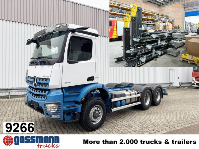 Mercedes-Benz Arocs 2651 L 6x6, HydroDrive, MirrorCam, - Koukkulava kuorma-auto: kuva Mercedes-Benz Arocs 2651 L 6x6, HydroDrive, MirrorCam, - Koukkulava kuorma-auto Mercedes-Benz Arocs 2651 L 6x6, HydroDrive, MirrorCam, - Koukkulava kuorma-auto: kuva Mercedes-Benz Arocs 2651 L 6x6, HydroDrive, MirrorCam, - Koukkulava kuorma-auto