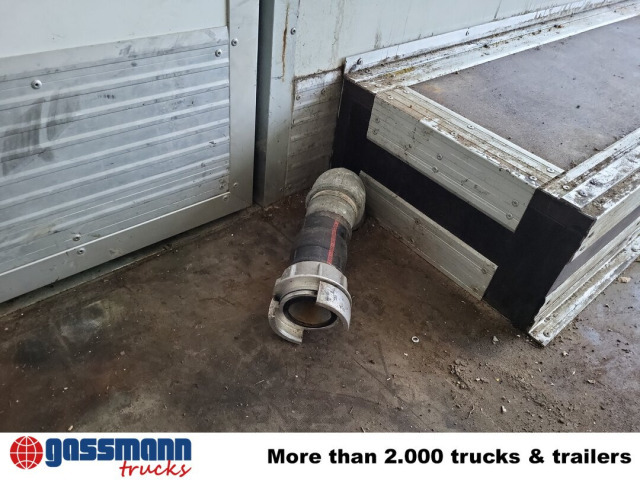 Umpikori kuorma-auto Mercedes-Benz Atego 1330 4x4, Iso-Koffer mit Heizung und LBW: kuva Umpikori kuorma-auto Mercedes-Benz Atego 1330 4x4, Iso-Koffer mit Heizung und LBW