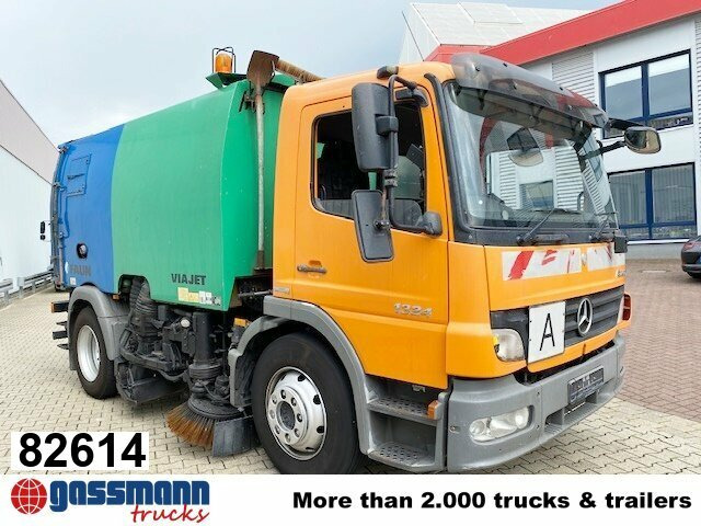 Mercedes-Benz Atego 1524 L 4x2 Kehrmaschine FAUN Viajet - Lakaisuauto: kuva Mercedes-Benz Atego 1524 L 4x2 Kehrmaschine FAUN Viajet - Lakaisuauto Mercedes-Benz Atego 1524 L 4x2 Kehrmaschine FAUN Viajet - Lakaisuauto: kuva Mercedes-Benz Atego 1524 L 4x2 Kehrmaschine FAUN Viajet - Lakaisuauto