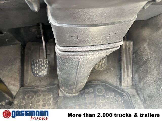 Mercedes-Benz SK II 2638/44 A 6x6, V8, Retarder - Kuorma-auto alusta: kuva Mercedes-Benz SK II 2638/44 A 6x6, V8, Retarder - Kuorma-auto alusta Mercedes-Benz SK II 2638/44 A 6x6, V8, Retarder - Kuorma-auto alusta: kuva Mercedes-Benz SK II 2638/44 A 6x6, V8, Retarder - Kuorma-auto alusta