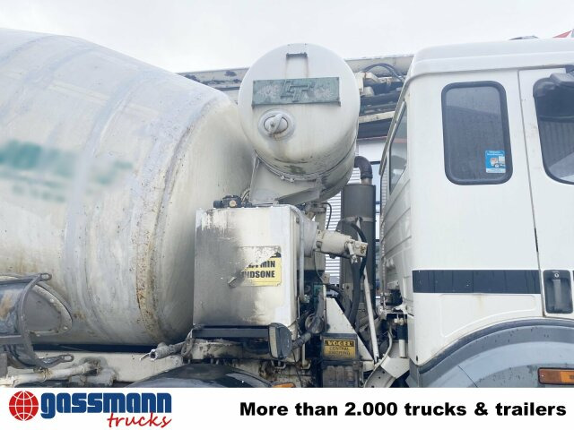 Mercedes-Benz SK II 3234 B 8x4/4, LT Betonmischer, - Betoniauto: kuva Mercedes-Benz SK II 3234 B 8x4/4, LT Betonmischer, - Betoniauto Mercedes-Benz SK II 3234 B 8x4/4, LT Betonmischer, - Betoniauto: kuva Mercedes-Benz SK II 3234 B 8x4/4, LT Betonmischer, - Betoniauto