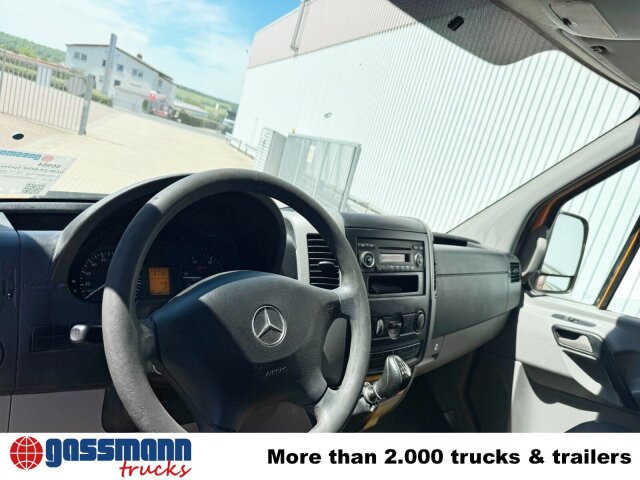 Mercedes-Benz Sprinter 313 CDI 4x4 Doka - Avolava pakettiauto, Jatko-ohjaamo kevyt kuorma-auto: kuva Mercedes-Benz Sprinter 313 CDI 4x4 Doka - Avolava pakettiauto, Jatko-ohjaamo kevyt kuorma-auto Mercedes-Benz Sprinter 313 CDI 4x4 Doka - Avolava pakettiauto, Jatko-ohjaamo kevyt kuorma-auto: kuva Mercedes-Benz Sprinter 313 CDI 4x4 Doka - Avolava pakettiauto, Jatko-ohjaamo kevyt kuorma-auto