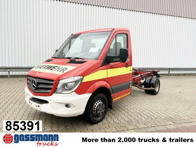 Mercedes-Benz Sprinter 516 CDI 4x2, Bi-Xenon - Kuorma-auto alusta, Tavara-auto: kuva Mercedes-Benz Sprinter 516 CDI 4x2, Bi-Xenon - Kuorma-auto alusta, Tavara-auto Mercedes-Benz Sprinter 516 CDI 4x2, Bi-Xenon - Kuorma-auto alusta, Tavara-auto: kuva Mercedes-Benz Sprinter 516 CDI 4x2, Bi-Xenon - Kuorma-auto alusta, Tavara-auto