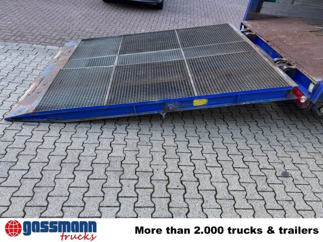 Renders NS4L32, Seilwinde, Edscha, hydr. Auffahrrampe - Puoliperävaunu: kuva Renders NS4L32, Seilwinde, Edscha, hydr. Auffahrrampe - Puoliperävaunu Renders NS4L32, Seilwinde, Edscha, hydr. Auffahrrampe - Puoliperävaunu: kuva Renders NS4L32, Seilwinde, Edscha, hydr. Auffahrrampe - Puoliperävaunu