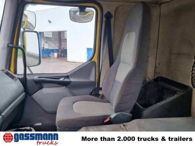Renault Kerax 380.26 6x4, Bordmatik links - Kippiauto kuorma-auto: kuva Renault Kerax 380.26 6x4, Bordmatik links - Kippiauto kuorma-auto Renault Kerax 380.26 6x4, Bordmatik links - Kippiauto kuorma-auto: kuva Renault Kerax 380.26 6x4, Bordmatik links - Kippiauto kuorma-auto