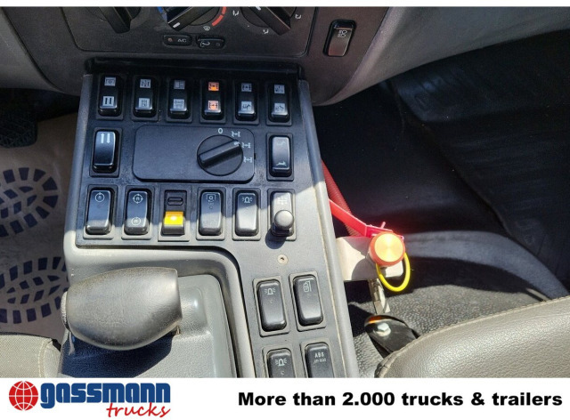 Unimog U 20 4x4, Zapfwelle, Kran Hiab 022D-3 HiDuo, - Tavara-auto: kuva Unimog U 20 4x4, Zapfwelle, Kran Hiab 022D-3 HiDuo, - Tavara-auto Unimog U 20 4x4, Zapfwelle, Kran Hiab 022D-3 HiDuo, - Tavara-auto: kuva Unimog U 20 4x4, Zapfwelle, Kran Hiab 022D-3 HiDuo, - Tavara-auto