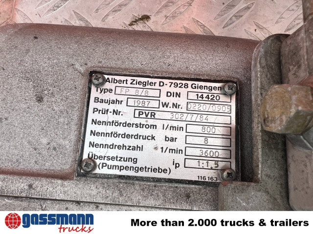 Unimog U 1300 L 4x4 Doka, LF8 - Ambulanssi: kuva Unimog U 1300 L 4x4 Doka, LF8 - Ambulanssi Unimog U 1300 L 4x4 Doka, LF8 - Ambulanssi: kuva Unimog U 1300 L 4x4 Doka, LF8 - Ambulanssi