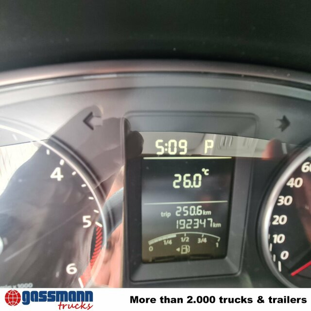 Volkswagen T5 2.0 TDI, Krankenwagen - Ambulanssi: kuva Volkswagen T5 2.0 TDI, Krankenwagen - Ambulanssi Volkswagen T5 2.0 TDI, Krankenwagen - Ambulanssi: kuva Volkswagen T5 2.0 TDI, Krankenwagen - Ambulanssi