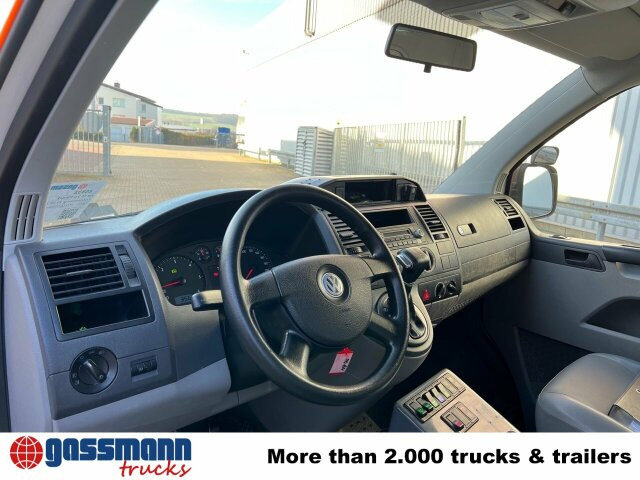 Volkswagen T5 2.5 TDI 4x2, Krankenwagen - Ambulanssi: kuva Volkswagen T5 2.5 TDI 4x2, Krankenwagen - Ambulanssi Volkswagen T5 2.5 TDI 4x2, Krankenwagen - Ambulanssi: kuva Volkswagen T5 2.5 TDI 4x2, Krankenwagen - Ambulanssi