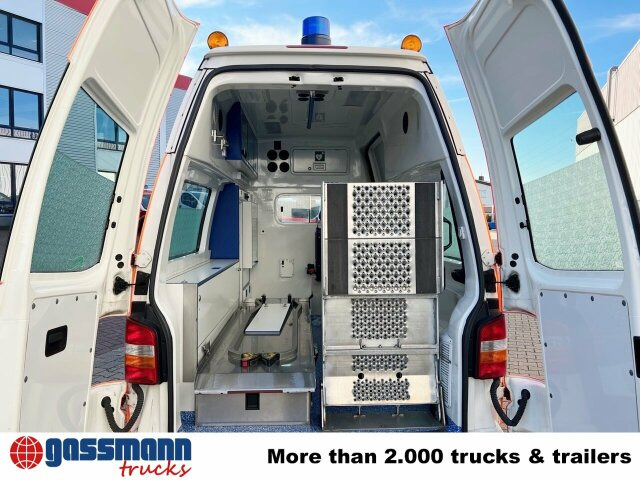 Volkswagen T5 2.5 TDI 4x2, Krankenwagen - Ambulanssi: kuva Volkswagen T5 2.5 TDI 4x2, Krankenwagen - Ambulanssi Volkswagen T5 2.5 TDI 4x2, Krankenwagen - Ambulanssi: kuva Volkswagen T5 2.5 TDI 4x2, Krankenwagen - Ambulanssi