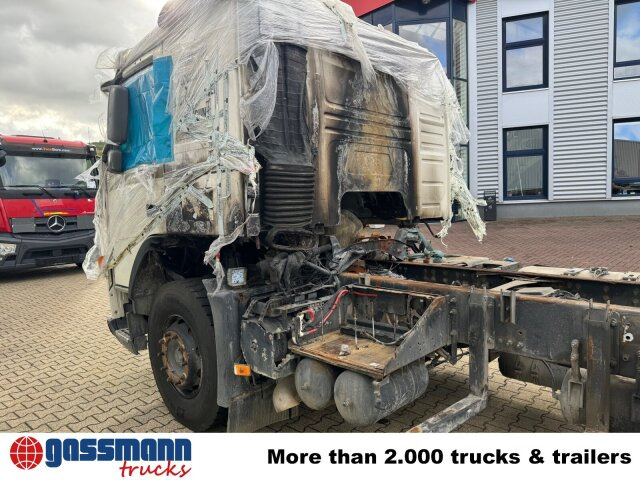 Volvo FM 380 6x4 R mit Brandschaden - Kippiauto kuorma-auto: kuva Volvo FM 380 6x4 R mit Brandschaden - Kippiauto kuorma-auto Volvo FM 380 6x4 R mit Brandschaden - Kippiauto kuorma-auto: kuva Volvo FM 380 6x4 R mit Brandschaden - Kippiauto kuorma-auto