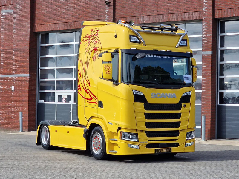 Scania 500S NGS Highline 4x2 - Only 38Tkm - Full spec - Retarder - Full air - Night clima - Vetopöytäauto: kuva Scania 500S NGS Highline 4x2 - Only 38Tkm - Full spec - Retarder - Full air - Night clima - Vetopöytäauto Scania 500S NGS Highline 4x2 - Only 38Tkm - Full spec - Retarder - Full air - Night clima - Vetopöytäauto: kuva Scania 500S NGS Highline 4x2 - Only 38Tkm - Full spec - Retarder - Full air - Night clima - Vetopöytäauto