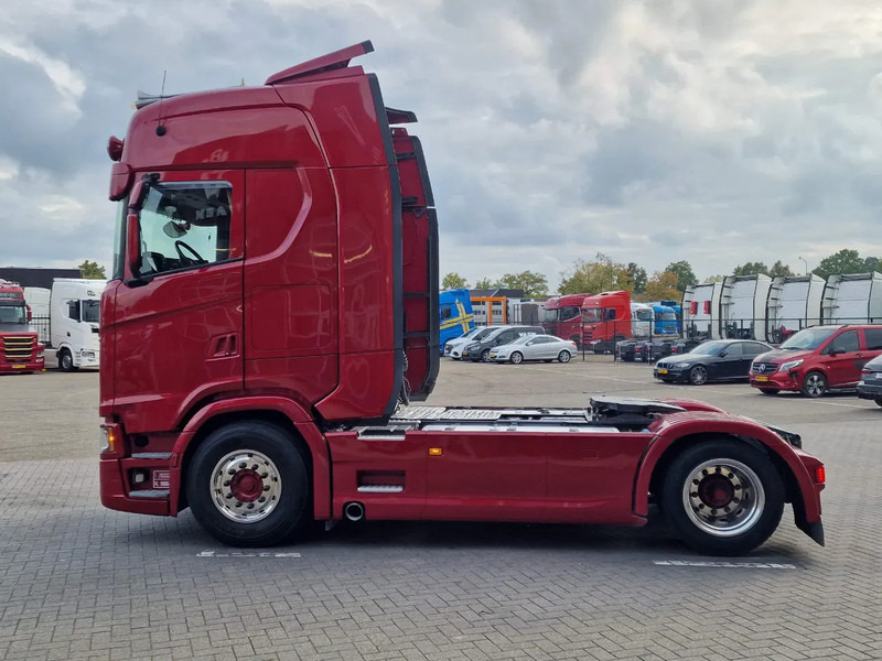 Scania S500 NGS Highline 4x2 - Retarder - Night clima - Full air - Custom interior - Full spoiler - 2 tank - Vetopöytäauto: kuva Scania S500 NGS Highline 4x2 - Retarder - Night clima - Full air - Custom interior - Full spoiler - 2 tank - Vetopöytäauto Scania S500 NGS Highline 4x2 - Retarder - Night clima - Full air - Custom interior - Full spoiler - 2 tank - Vetopöytäauto: kuva Scania S500 NGS Highline 4x2 - Retarder - Night clima - Full air - Custom interior - Full spoiler - 2 tank - Vetopöytäauto