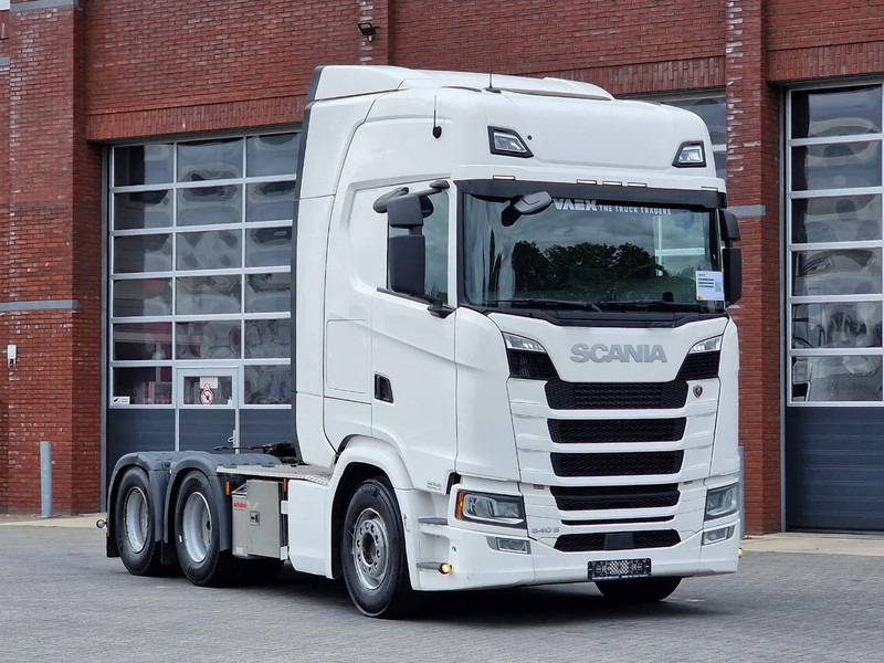 Scania S540 NGS Highline 6x4 - Retarder - Full air - Leather - Led - Fridge - TV - Vetopöytäauto: kuva Scania S540 NGS Highline 6x4 - Retarder - Full air - Leather - Led - Fridge - TV - Vetopöytäauto Scania S540 NGS Highline 6x4 - Retarder - Full air - Leather - Led - Fridge - TV - Vetopöytäauto: kuva Scania S540 NGS Highline 6x4 - Retarder - Full air - Leather - Led - Fridge - TV - Vetopöytäauto