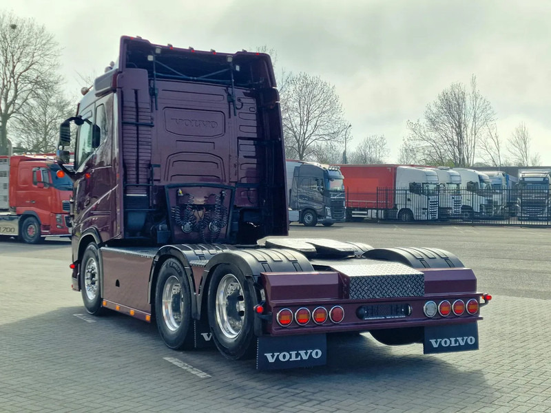 Volvo FH 13.540 Lowroof 6x2 - Show truck - Custom interior - Full air suspension - I parkcool - VEB+ - Vetopöytäauto: kuva Volvo FH 13.540 Lowroof 6x2 - Show truck - Custom interior - Full air suspension - I parkcool - VEB+ - Vetopöytäauto Volvo FH 13.540 Lowroof 6x2 - Show truck - Custom interior - Full air suspension - I parkcool - VEB+ - Vetopöytäauto: kuva Volvo FH 13.540 Lowroof 6x2 - Show truck - Custom interior - Full air suspension - I parkcool - VEB+ - Vetopöytäauto