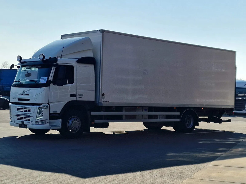Volvo FM 330 4x2 - Carrier MT 18 Frigo - Loadlift - Full air - Sleepercab - Refrigeraattori kuorma-auto: kuva Volvo FM 330 4x2 - Carrier MT 18 Frigo - Loadlift - Full air - Sleepercab - Refrigeraattori kuorma-auto Volvo FM 330 4x2 - Carrier MT 18 Frigo - Loadlift - Full air - Sleepercab - Refrigeraattori kuorma-auto: kuva Volvo FM 330 4x2 - Carrier MT 18 Frigo - Loadlift - Full air - Sleepercab - Refrigeraattori kuorma-auto