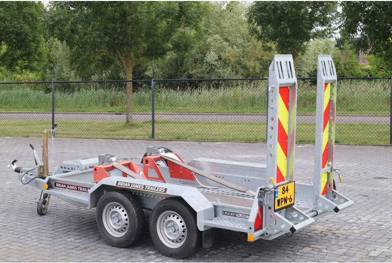 Brian James DIGGER PLANT 2700 KG | TANDEM AXLE | MACHINE TRANSPORT - Lavaperävaunu: kuva Brian James DIGGER PLANT 2700 KG | TANDEM AXLE | MACHINE TRANSPORT - Lavaperävaunu Brian James DIGGER PLANT 2700 KG | TANDEM AXLE | MACHINE TRANSPORT - Lavaperävaunu: kuva Brian James DIGGER PLANT 2700 KG | TANDEM AXLE | MACHINE TRANSPORT - Lavaperävaunu