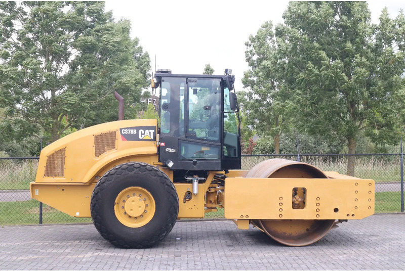Caterpillar CS78B | TRIMBLE GPS | GOOD CONDITION - Jyrä: kuva Caterpillar CS78B | TRIMBLE GPS | GOOD CONDITION - Jyrä Caterpillar CS78B | TRIMBLE GPS | GOOD CONDITION - Jyrä: kuva Caterpillar CS78B | TRIMBLE GPS | GOOD CONDITION - Jyrä