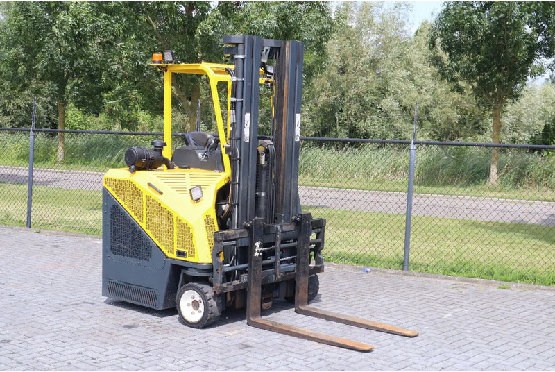 Combilift CB3000 | 2.5 TON | 6 METER | TRIPLEX | SIDESHIFT - Nelitietrukki: kuva Combilift CB3000 | 2.5 TON | 6 METER | TRIPLEX | SIDESHIFT - Nelitietrukki Combilift CB3000 | 2.5 TON | 6 METER | TRIPLEX | SIDESHIFT - Nelitietrukki: kuva Combilift CB3000 | 2.5 TON | 6 METER | TRIPLEX | SIDESHIFT - Nelitietrukki