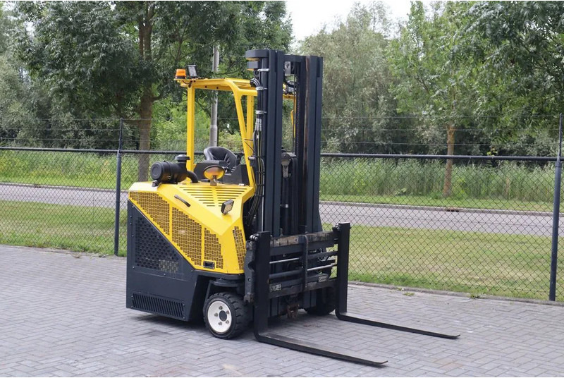 Combilift CB3000 | 2.5 TON | 6 METER | TRIPLEX | SIDESHIFT - Nelitietrukki: kuva Combilift CB3000 | 2.5 TON | 6 METER | TRIPLEX | SIDESHIFT - Nelitietrukki Combilift CB3000 | 2.5 TON | 6 METER | TRIPLEX | SIDESHIFT - Nelitietrukki: kuva Combilift CB3000 | 2.5 TON | 6 METER | TRIPLEX | SIDESHIFT - Nelitietrukki