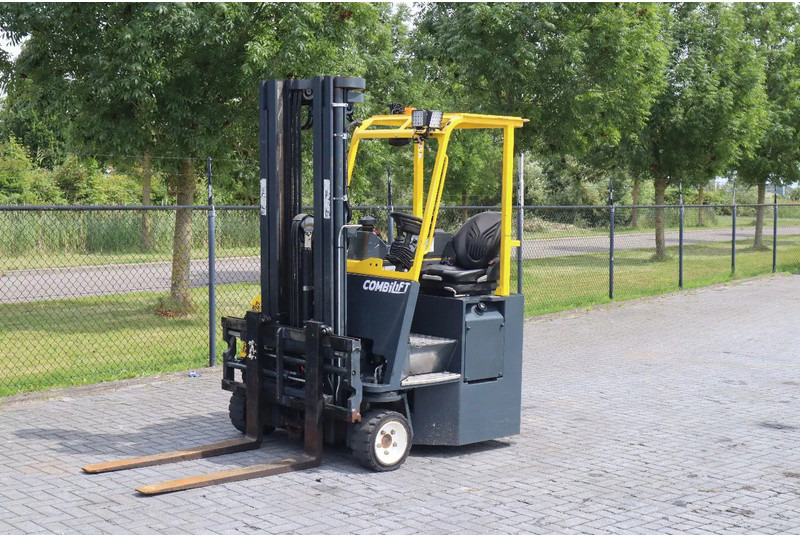 Combilift CB3000 | 2.5 TON | 6 METER | TRIPLEX | SIDESHIFT - Nelitietrukki: kuva Combilift CB3000 | 2.5 TON | 6 METER | TRIPLEX | SIDESHIFT - Nelitietrukki Combilift CB3000 | 2.5 TON | 6 METER | TRIPLEX | SIDESHIFT - Nelitietrukki: kuva Combilift CB3000 | 2.5 TON | 6 METER | TRIPLEX | SIDESHIFT - Nelitietrukki