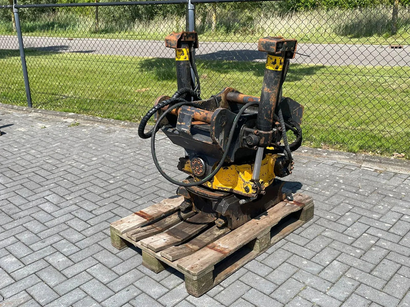 Engcon EC226 | S70 | TILT ROTATOR | ROTOTILT - Rototilt - Rakennuskoneet: kuva Engcon EC226 | S70 | TILT ROTATOR | ROTOTILT - Rototilt - Rakennuskoneet Engcon EC226 | S70 | TILT ROTATOR | ROTOTILT - Rototilt - Rakennuskoneet: kuva Engcon EC226 | S70 | TILT ROTATOR | ROTOTILT - Rototilt - Rakennuskoneet