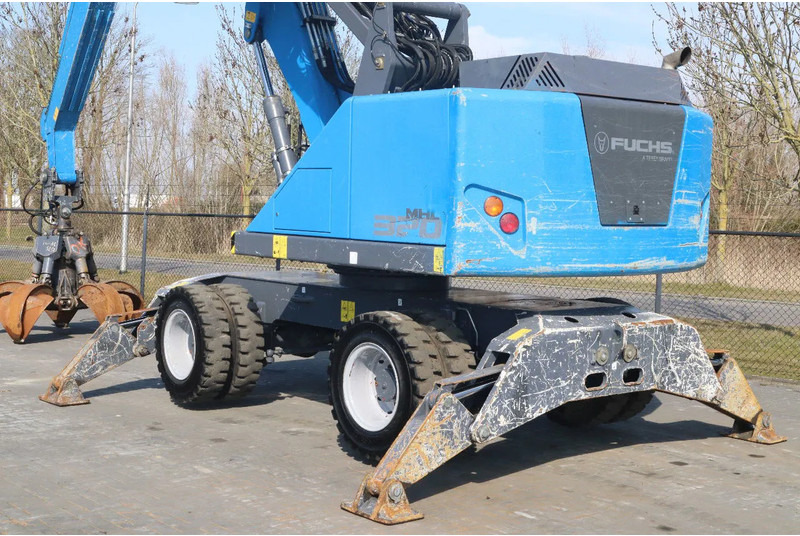 Materiaalinkäsittelykone Fuchs MHL 320 | PEEL GRAB | UMSCHLAG | GOOD TIRES: kuva Materiaalinkäsittelykone Fuchs MHL 320 | PEEL GRAB | UMSCHLAG | GOOD TIRES