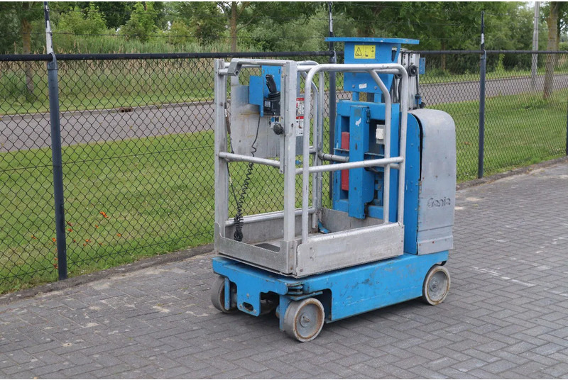 Genie GR-12 | 5.45 METER | 227 KG | MULTIPLE UNITS - Henkilönostin: kuva Genie GR-12 | 5.45 METER | 227 KG | MULTIPLE UNITS - Henkilönostin Genie GR-12 | 5.45 METER | 227 KG | MULTIPLE UNITS - Henkilönostin: kuva Genie GR-12 | 5.45 METER | 227 KG | MULTIPLE UNITS - Henkilönostin
