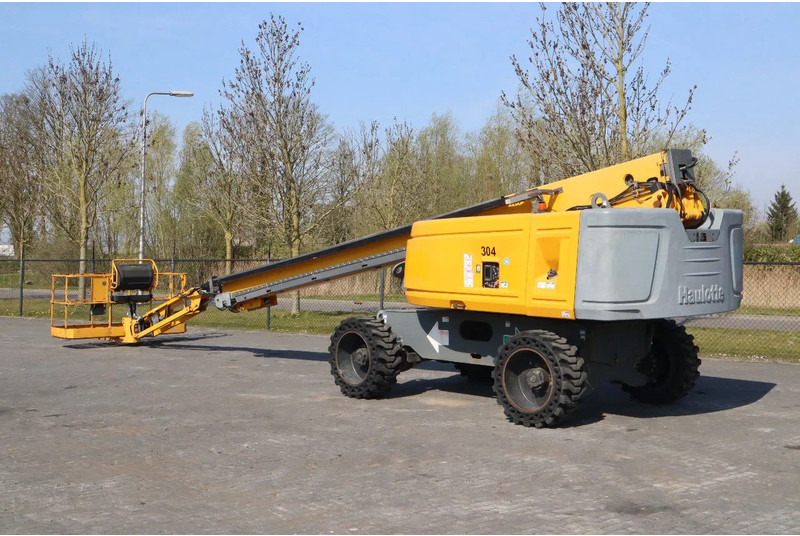Haulotte HT28 RTJ PRO | 28 METER | GOOD CONDITION - Kuukulkija: kuva Haulotte HT28 RTJ PRO | 28 METER | GOOD CONDITION - Kuukulkija Haulotte HT28 RTJ PRO | 28 METER | GOOD CONDITION - Kuukulkija: kuva Haulotte HT28 RTJ PRO | 28 METER | GOOD CONDITION - Kuukulkija