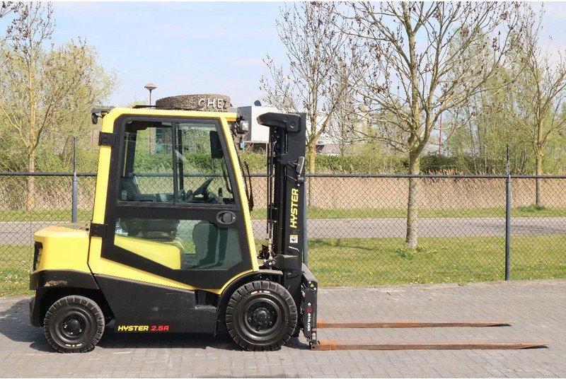 Hyster H2.5 A | BOOM SUSPENSION | SIDESHIFT | FORK EXTENTIONS | FORK POSITIONERS - Dieseltrukki: kuva Hyster H2.5 A | BOOM SUSPENSION | SIDESHIFT | FORK EXTENTIONS | FORK POSITIONERS - Dieseltrukki Hyster H2.5 A | BOOM SUSPENSION | SIDESHIFT | FORK EXTENTIONS | FORK POSITIONERS - Dieseltrukki: kuva Hyster H2.5 A | BOOM SUSPENSION | SIDESHIFT | FORK EXTENTIONS | FORK POSITIONERS - Dieseltrukki