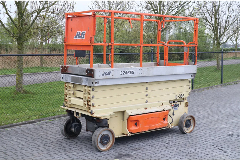 JLG 3246 ES | 12 METER | 320 KG - Saksilava: kuva JLG 3246 ES | 12 METER | 320 KG - Saksilava JLG 3246 ES | 12 METER | 320 KG - Saksilava: kuva JLG 3246 ES | 12 METER | 320 KG - Saksilava