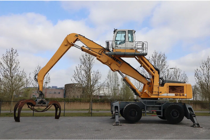 Liebherr A944 C HD | LOG GRAPPLE | HOLZGREIFER | TIMBER - Harvesteri: kuva Liebherr A944 C HD | LOG GRAPPLE | HOLZGREIFER | TIMBER - Harvesteri Liebherr A944 C HD | LOG GRAPPLE | HOLZGREIFER | TIMBER - Harvesteri: kuva Liebherr A944 C HD | LOG GRAPPLE | HOLZGREIFER | TIMBER - Harvesteri