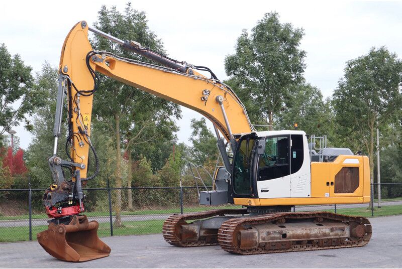Liebherr R924 WLC | ROTOTILT R8 | BUCKET | - Telakaivukone: kuva Liebherr R924 WLC | ROTOTILT R8 | BUCKET | - Telakaivukone Liebherr R924 WLC | ROTOTILT R8 | BUCKET | - Telakaivukone: kuva Liebherr R924 WLC | ROTOTILT R8 | BUCKET | - Telakaivukone