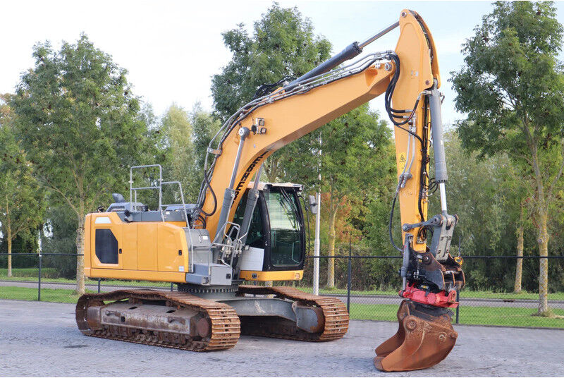 Liebherr R924 WLC | ROTOTILT R8 | BUCKET | - Telakaivukone: kuva Liebherr R924 WLC | ROTOTILT R8 | BUCKET | - Telakaivukone Liebherr R924 WLC | ROTOTILT R8 | BUCKET | - Telakaivukone: kuva Liebherr R924 WLC | ROTOTILT R8 | BUCKET | - Telakaivukone