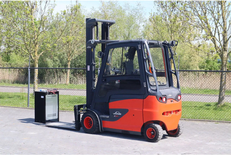 Linde E35 HL-01 | SIDESHIFT | POSITIONERS | LOW HOURS - Sähkötrukki: kuva Linde E35 HL-01 | SIDESHIFT | POSITIONERS | LOW HOURS - Sähkötrukki Linde E35 HL-01 | SIDESHIFT | POSITIONERS | LOW HOURS - Sähkötrukki: kuva Linde E35 HL-01 | SIDESHIFT | POSITIONERS | LOW HOURS - Sähkötrukki